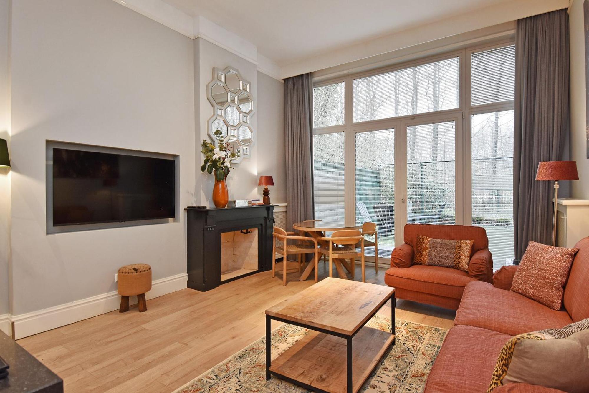 Apartment Park 84, 86 & 88 *